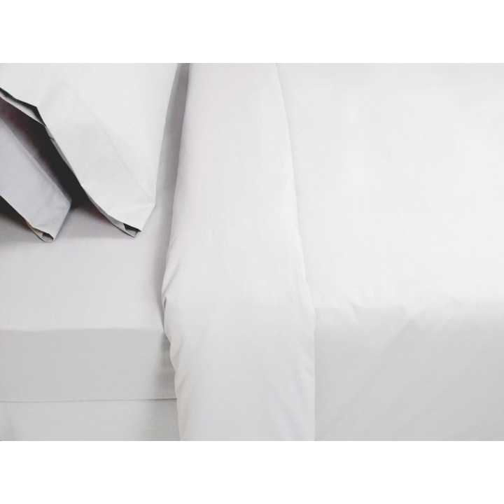 Detalle funda nórdica básica blanca