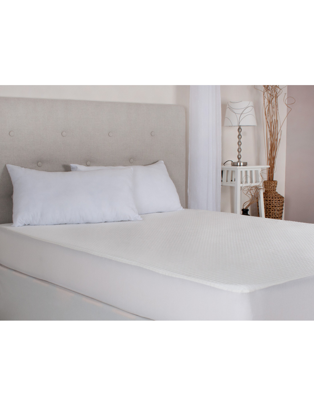 Protector de colchón acolchado impermeable y transpirable para