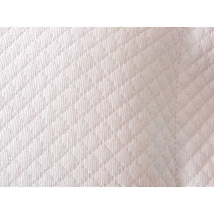 Colcha Sônia Piqué | Colcha de cama especial para hospitalidade | Revi