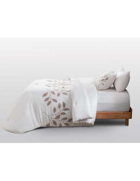 Edredão Nestor creme | Edredão de inverno com ramos bordados