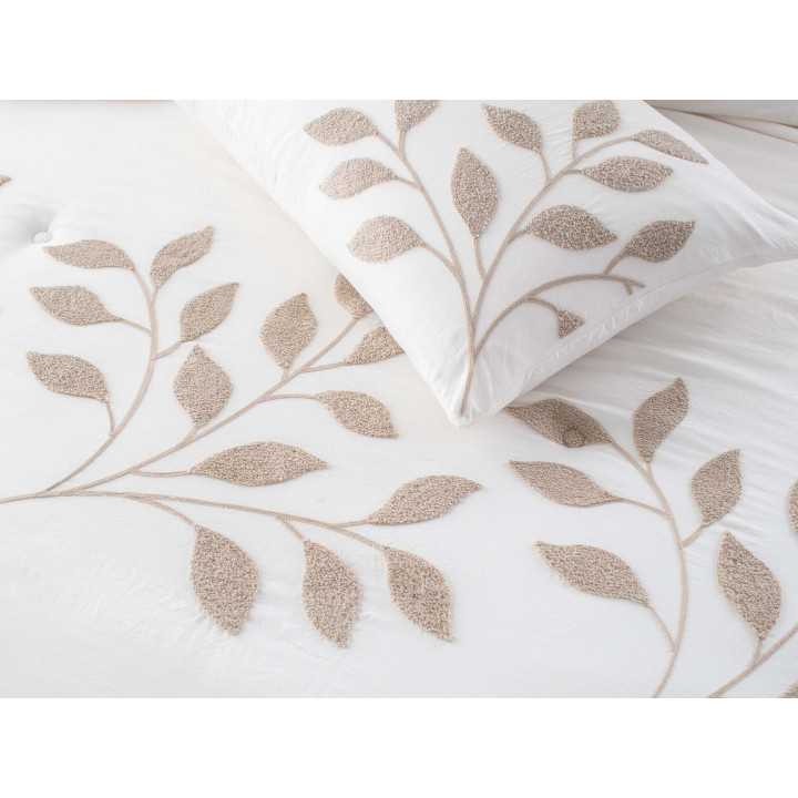 Edredão Nestor creme | Edredão de inverno com ramos bordados