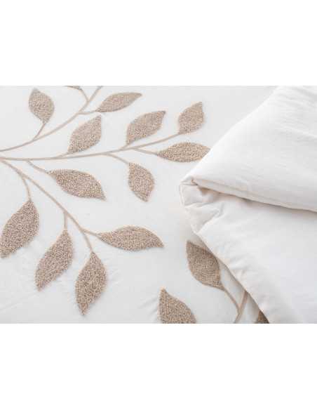 Edredão Nestor creme | Edredão de inverno com ramos bordados