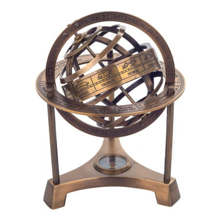 Esfera armillary con brújula