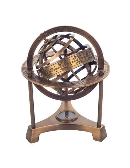 Esfera armillary con brújula