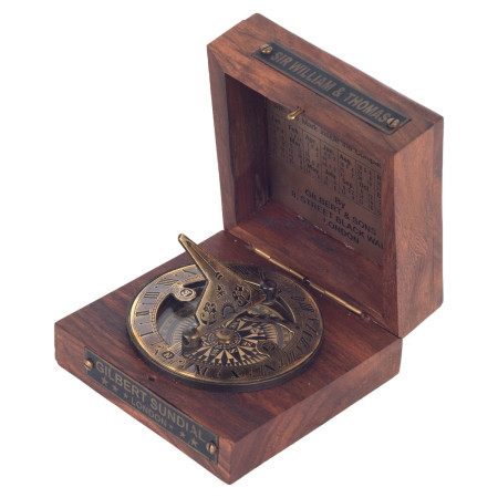 Brujula con reloj solar