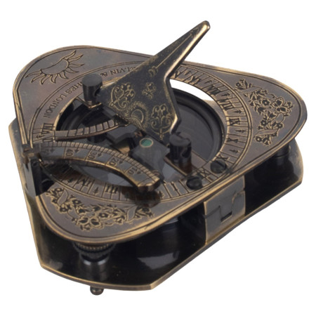Brujula con reloj solar