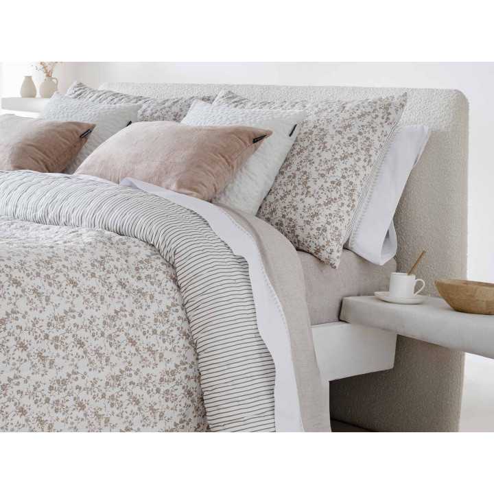 Bouti Edredón reversible Alison Beige Floral 200 g | Revitex