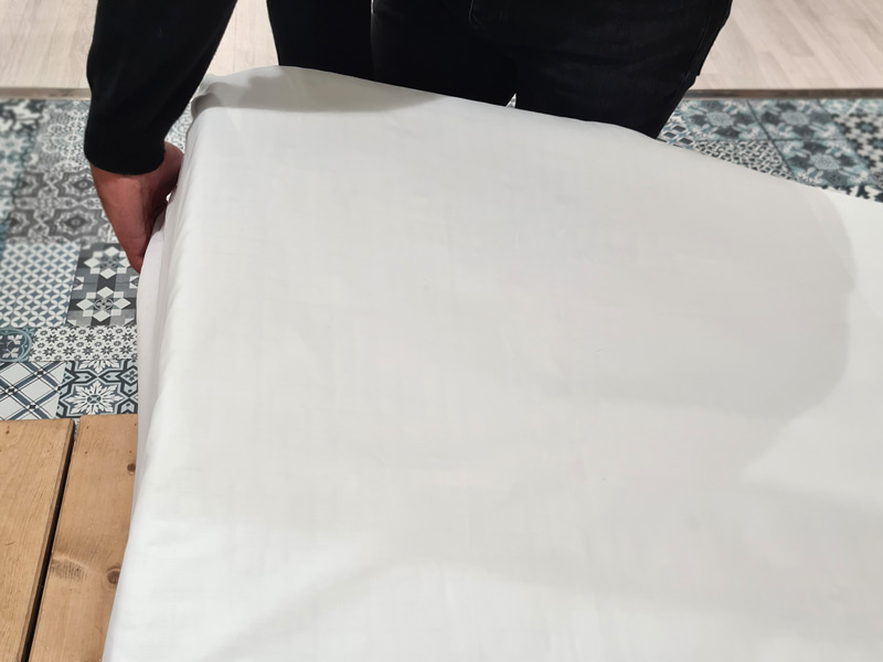 Colocar sábana bajera